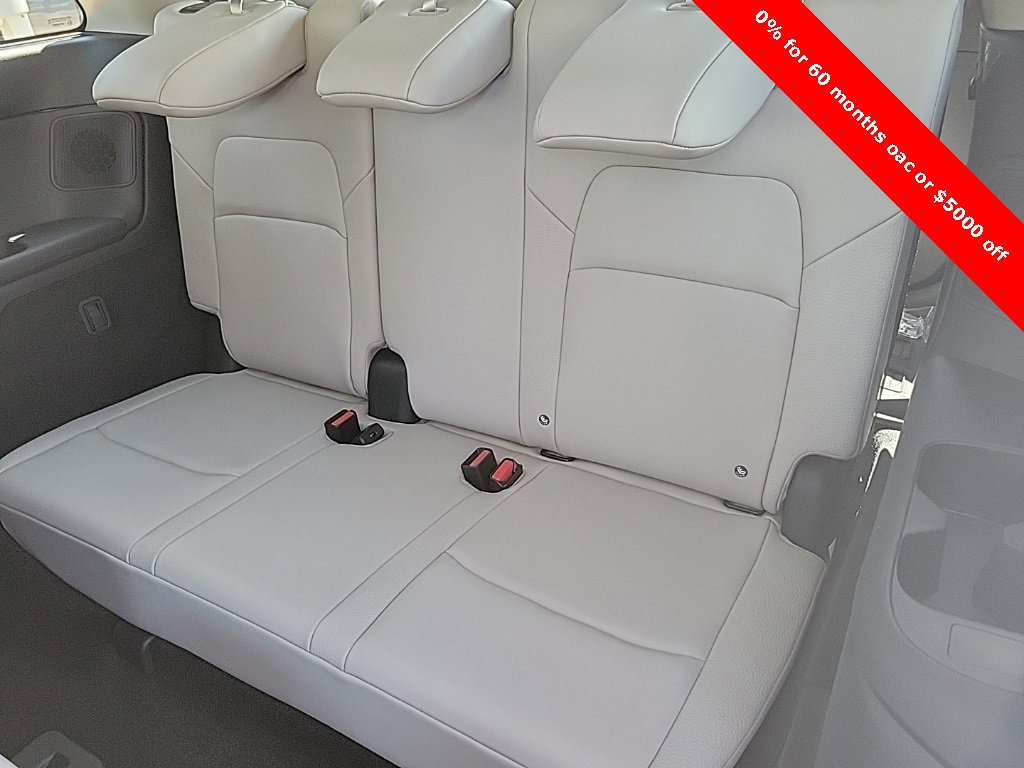 New 2025 Nissan Pathfinder SL w/ SL Premium Package image 39