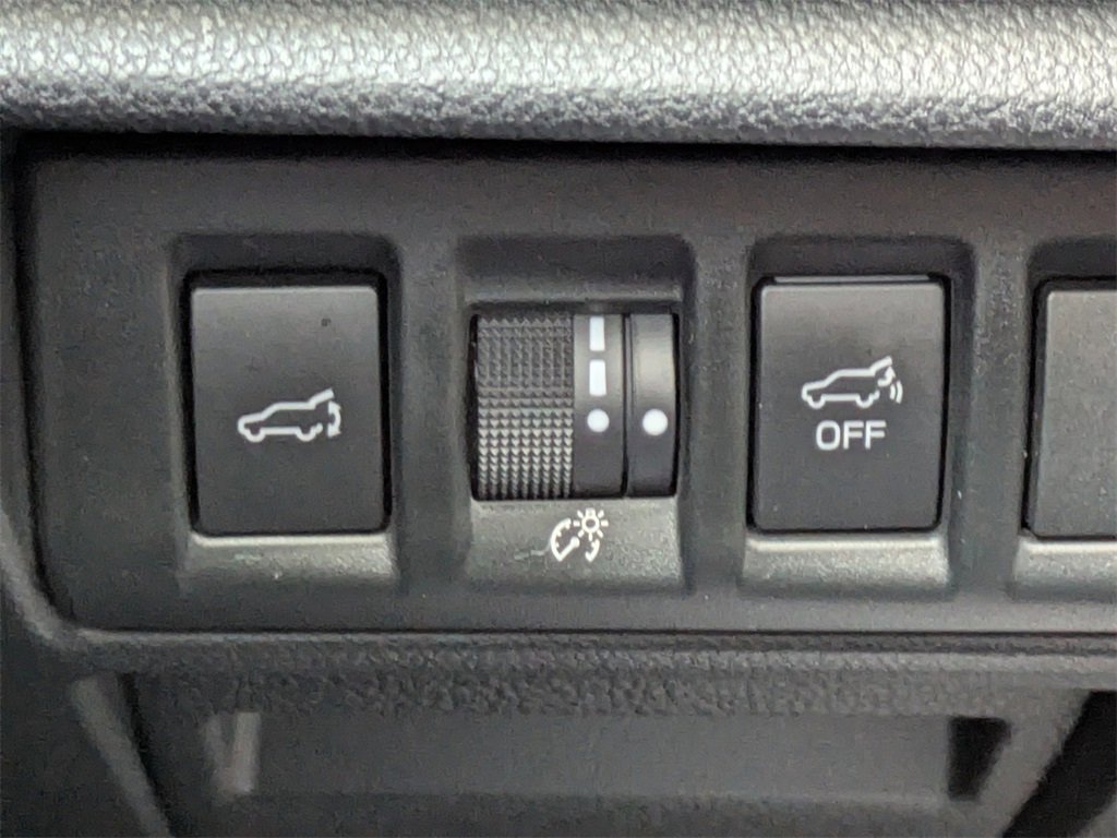 Used 2024 Subaru Outback Onyx Edition image 27