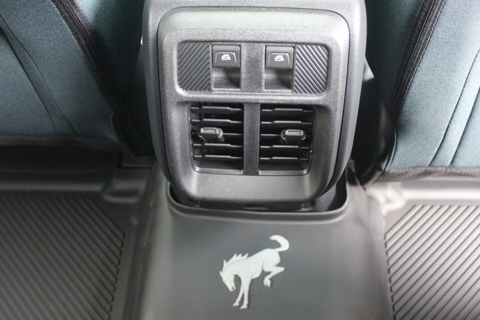New 2026 Ford Bronco Heritage Edition AWD/4WD image 16