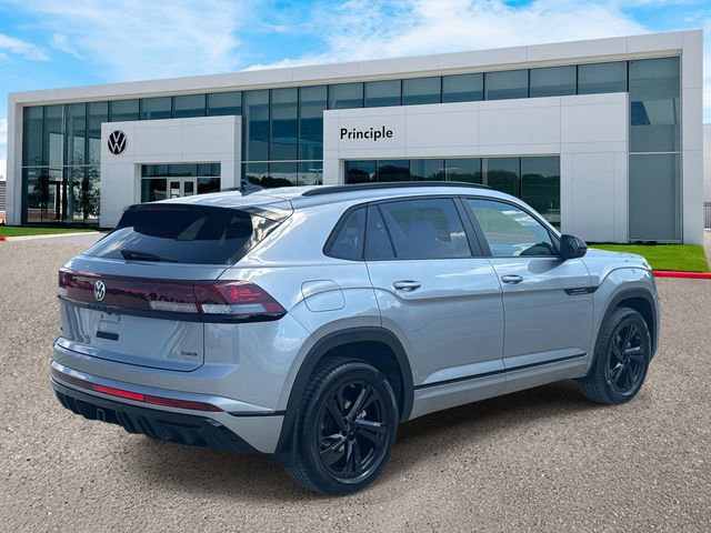 New 2026 Volkswagen Atlas Cross Sport SEL R-Line image 3