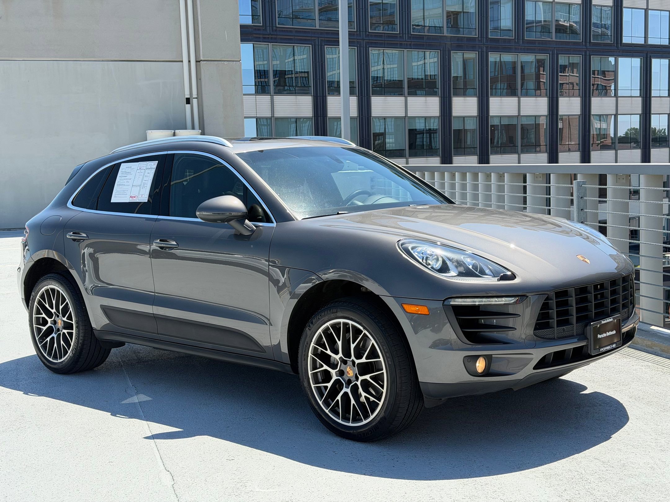 Used 2016 Porsche Macan S AWD/4WD image 9