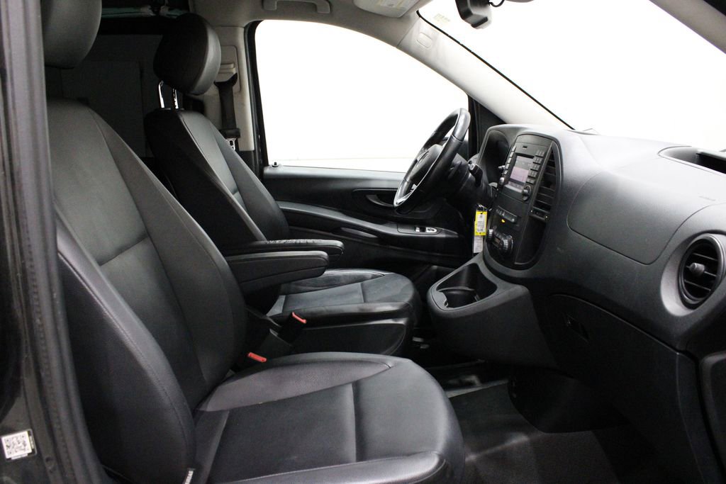 Used 2018 Mercedes-Benz Metris Passenger image 11