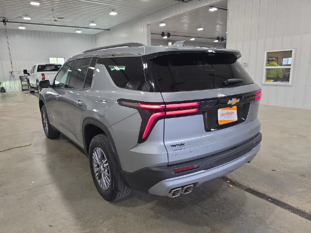 Used 2026 Chevrolet Traverse LT w/ Driver Confidence Package AWD/4WD image 6