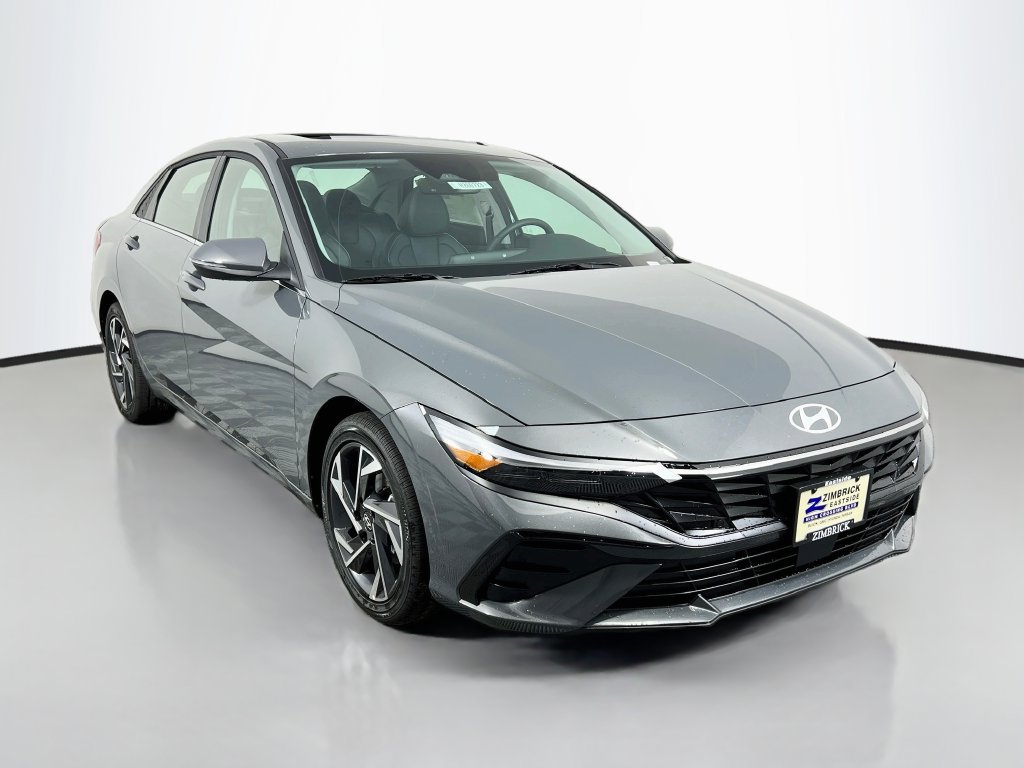 New 2026 Hyundai Elantra Limited FWD image 1