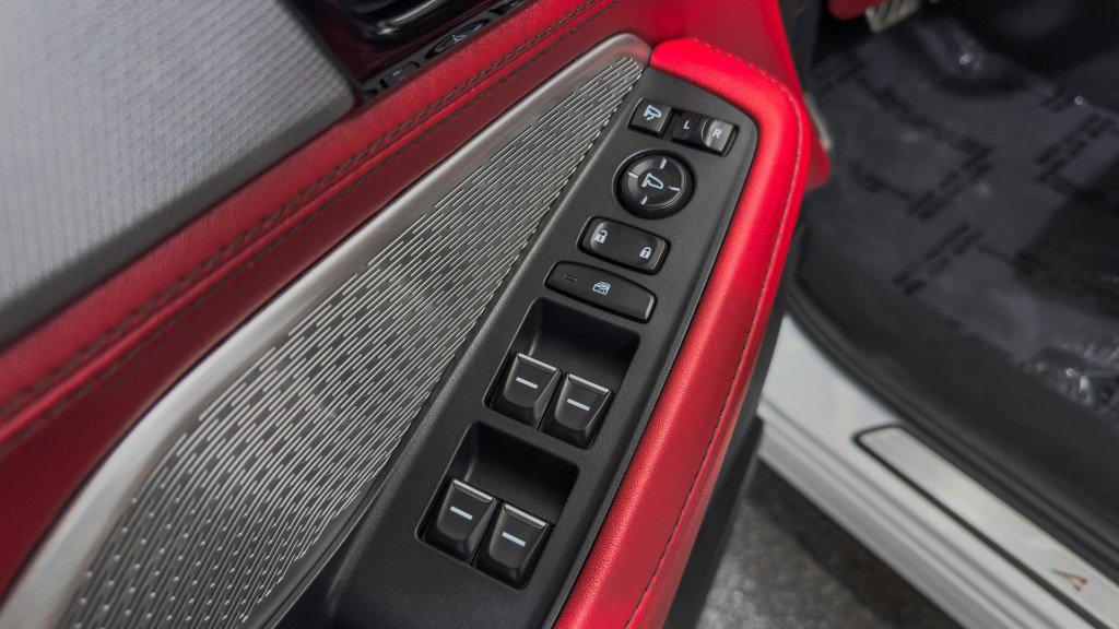 Used 2024 Acura MDX A-Spec image 32