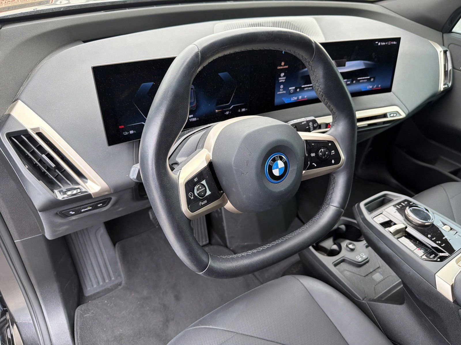 Certified 2024 BMW iX xDrive50 w/ Sport Package AWD/4WD image 21