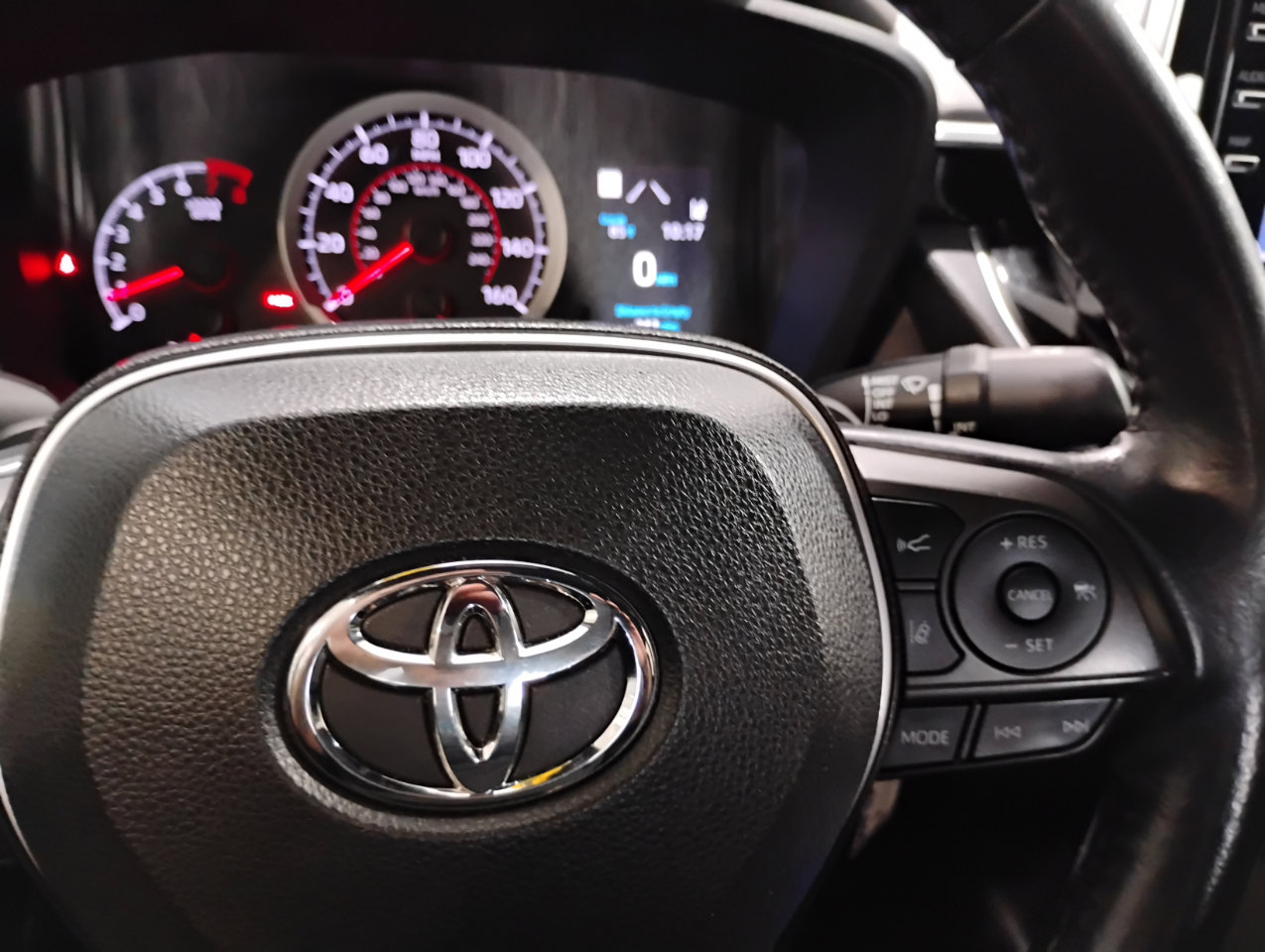 Used 2020 Toyota Corolla SE image 28