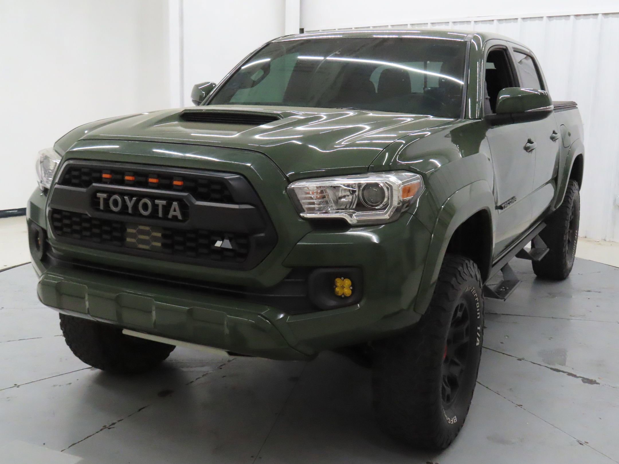 Used 2021 Toyota Tacoma TRD Sport image 7