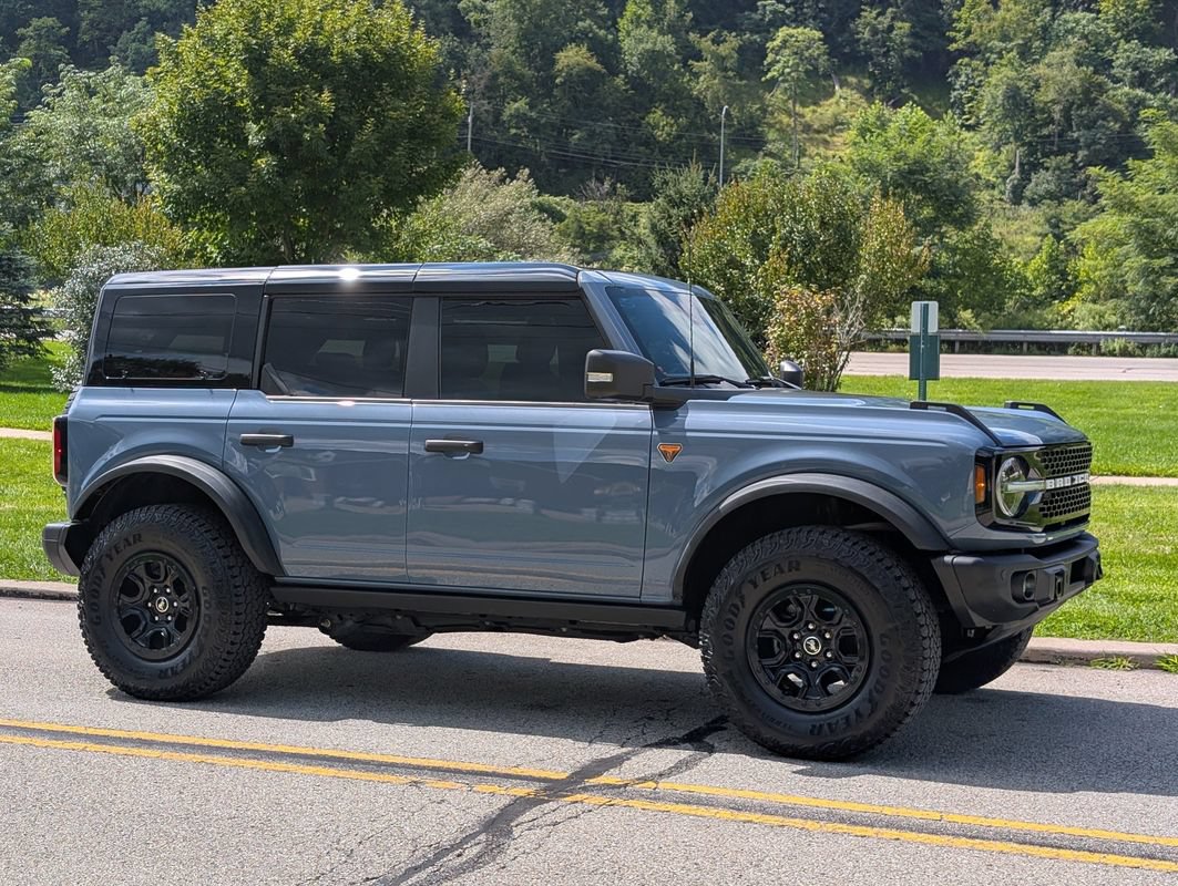 Used 2025 Ford Bronco Badlands AWD/4WD image 6