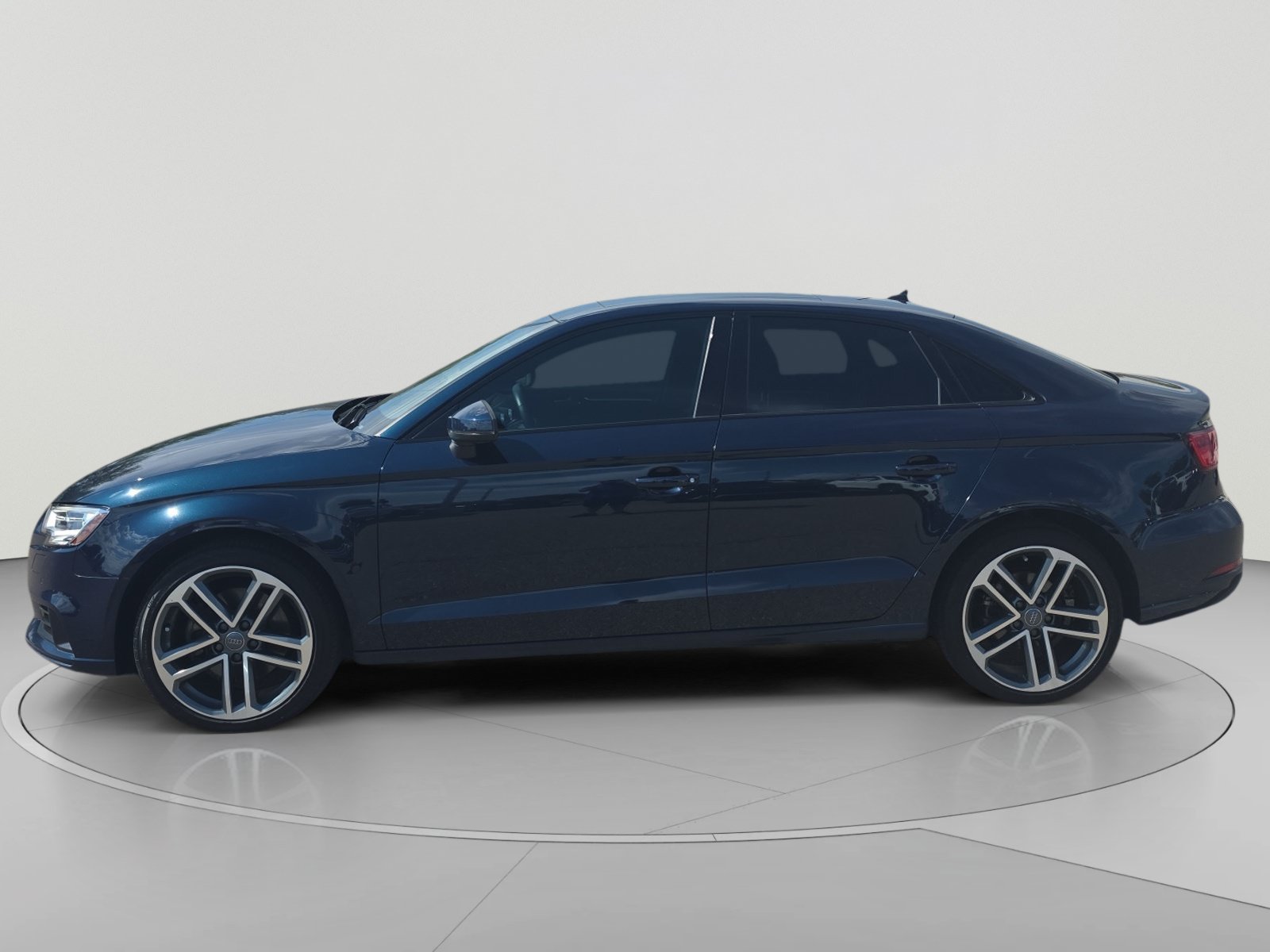 Used 2020 Audi A3 2.0T Premium FWD image 2