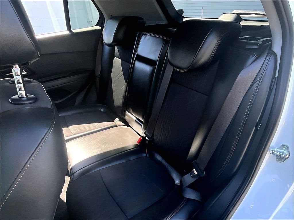 Used 2018 Chevrolet Trax LT w/ LT Convenience Package AWD/4WD image 14