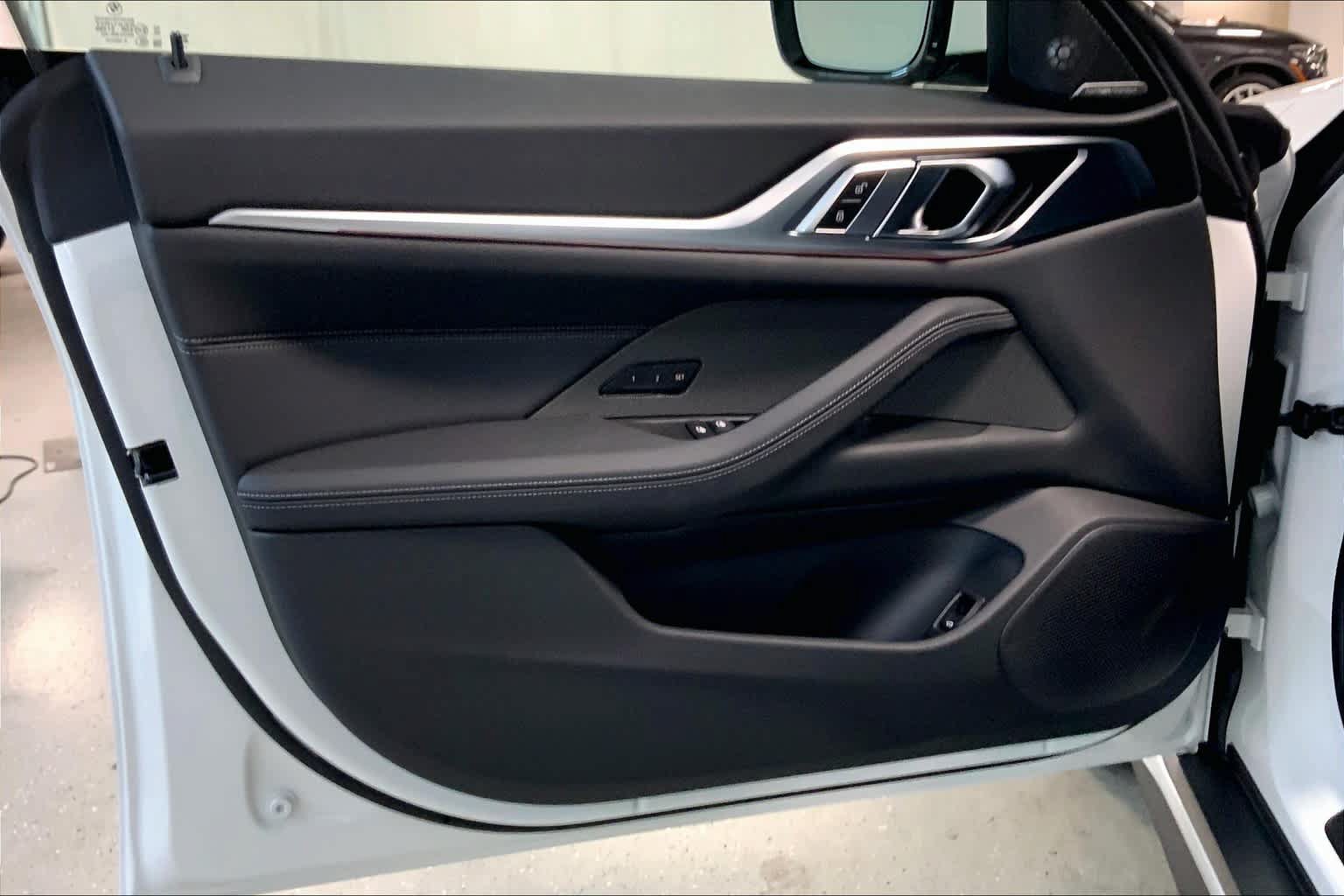 Used 2024 BMW i4 eDrive40 w/ Premium Package RWD image 10