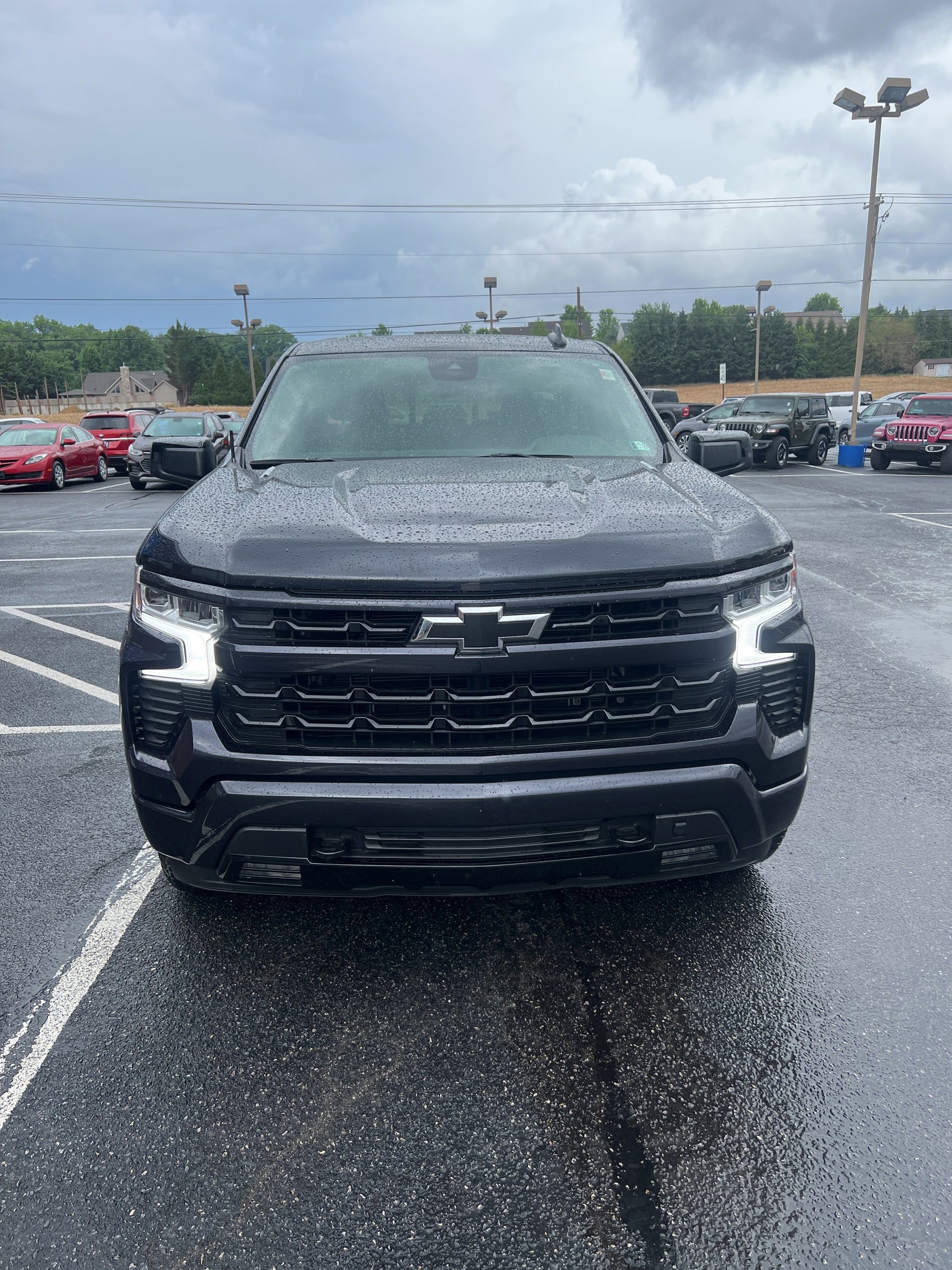 Used 2024 Chevrolet Silverado 1500 RST AWD/4WD image 5