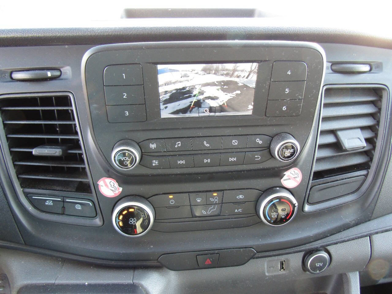 Used 2022 Ford Transit 250 250 AWD 3dr LWB Medium Roof Ca image 12