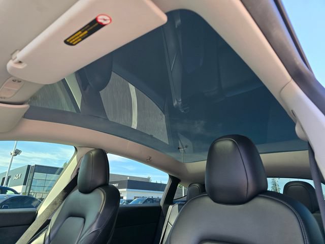 Used 2022 Tesla Model Y Performance AWD/4WD image 24