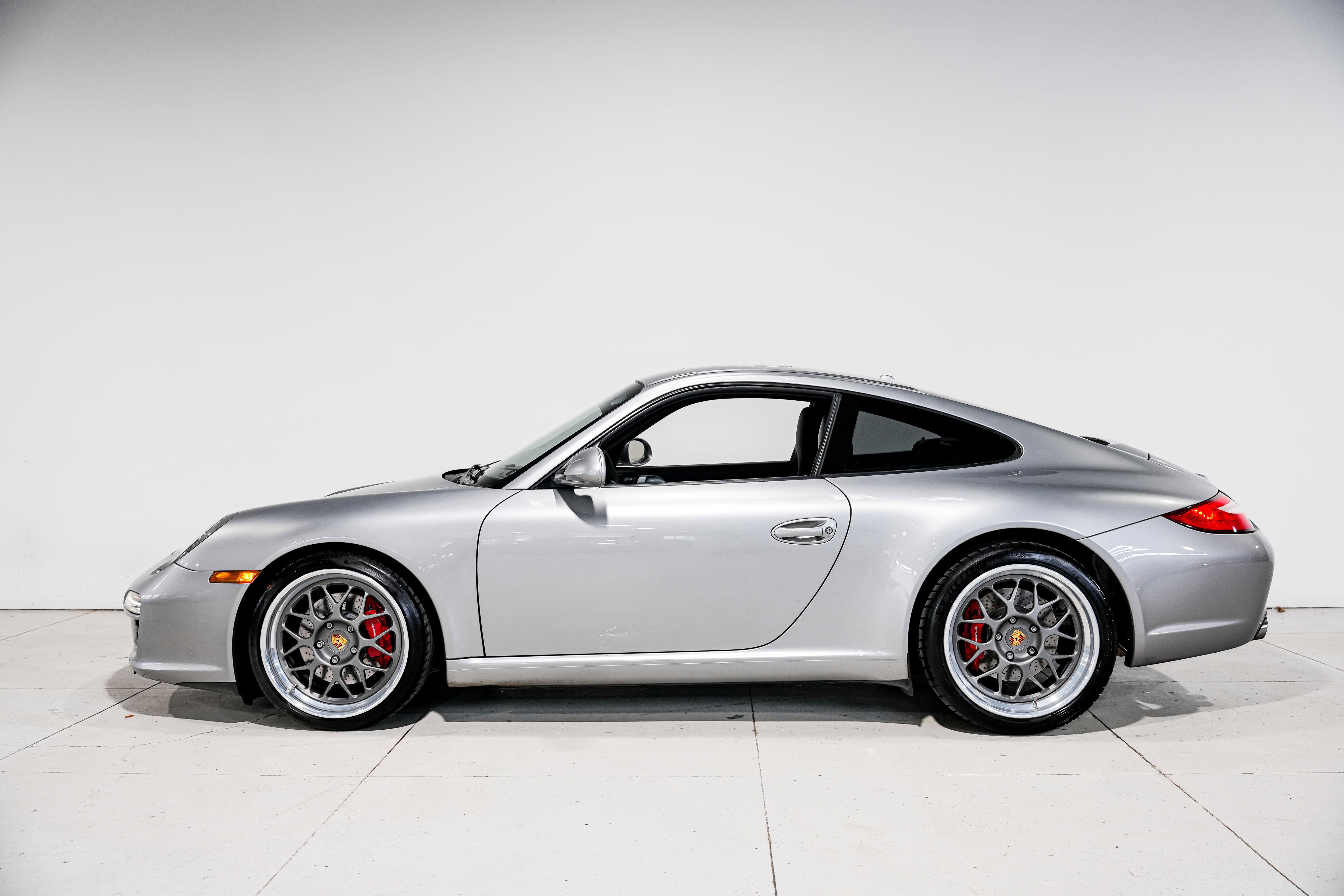 Used 2009 Porsche 911 Carrera S RWD image 7