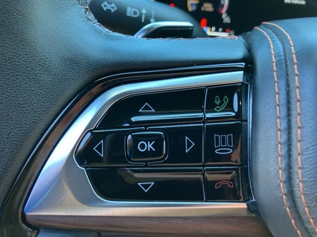 Used 2023 Jeep Grand Cherokee L Summit w/ Advanced Protech Group IV AWD/4WD image 25