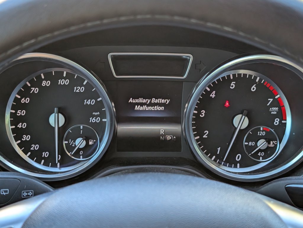 Used 2015 Mercedes-Benz ML 350 4MATIC image 14