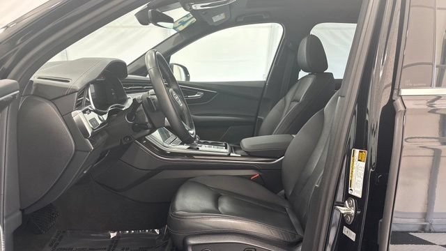 Used 2025 Audi Q7 3.0T Premium Plus AWD/4WD image 13