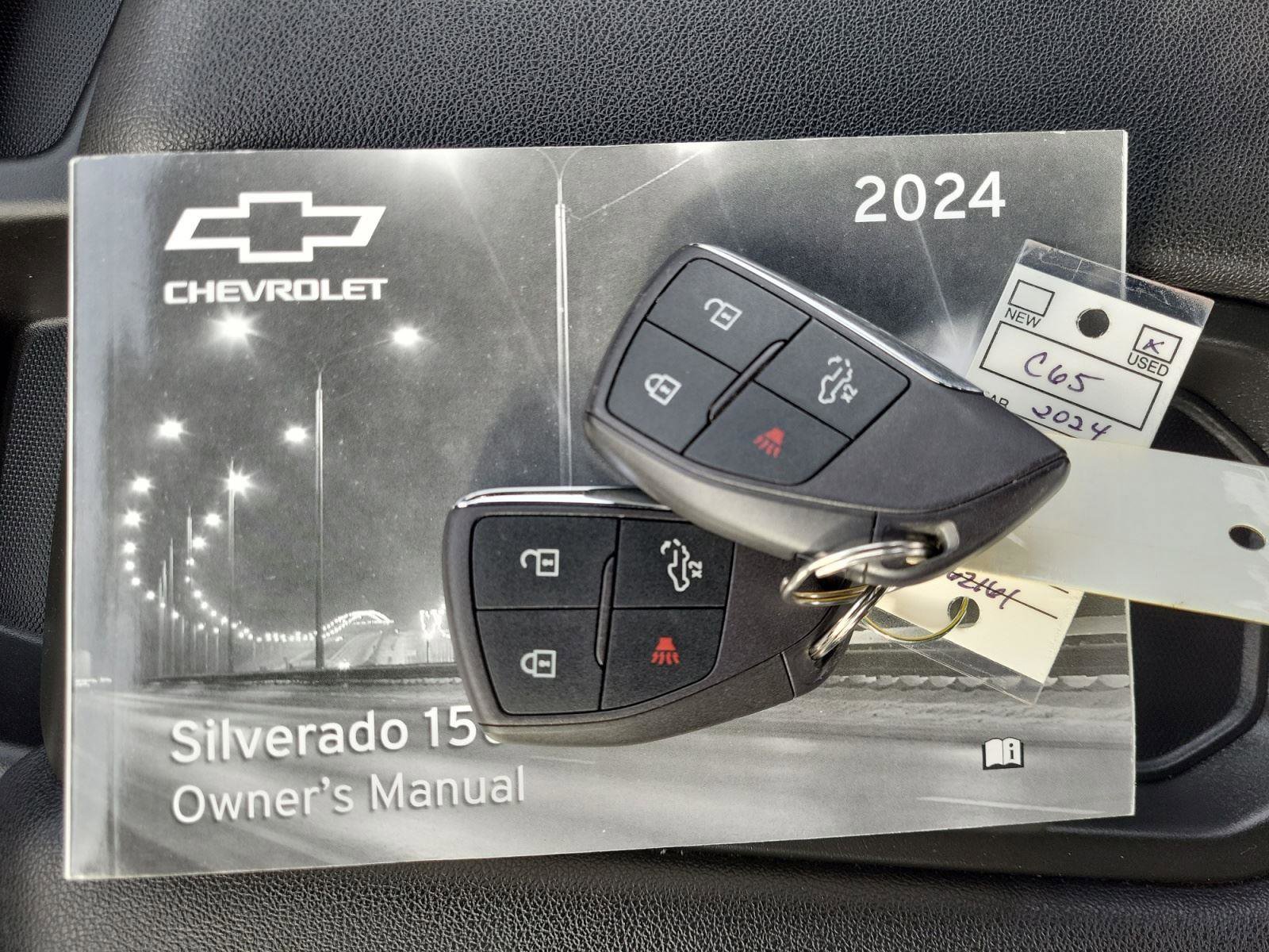 Used 2024 Chevrolet Silverado 1500 W/T w/ WT Fleet Convenience Package image 31