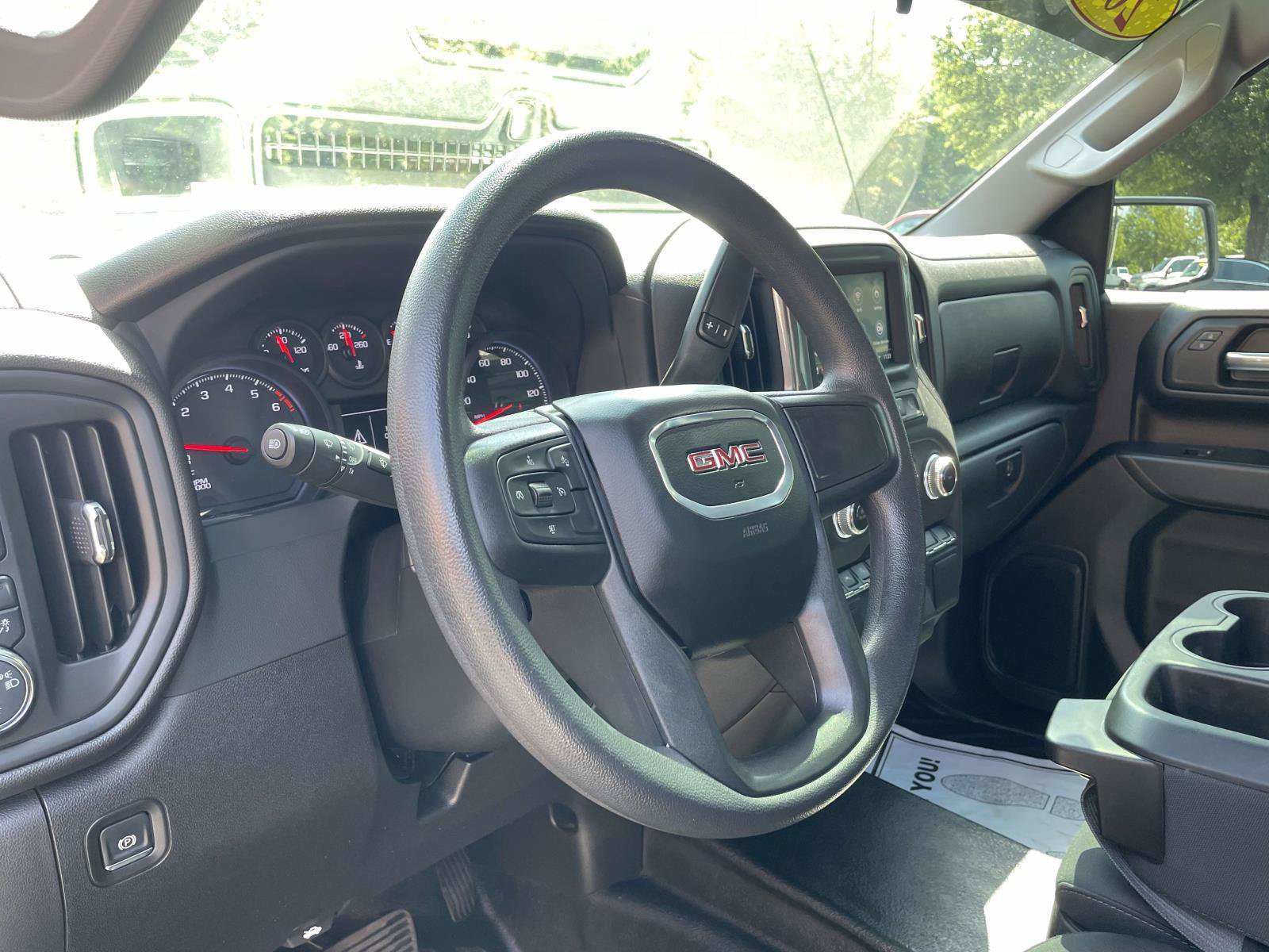 Used 2024 GMC Sierra 1500 Pro w/ X31 Off-Road Package AWD/4WD image 7