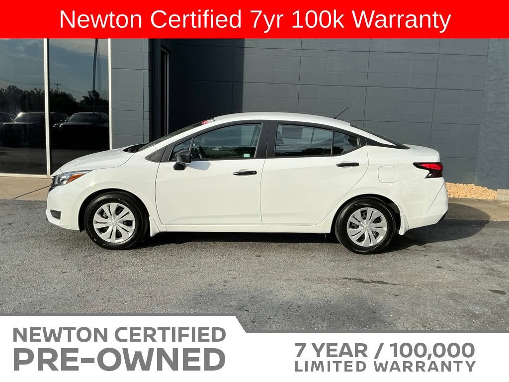 Used 2025 Nissan Versa S w/ Trunk Package FWD image 3
