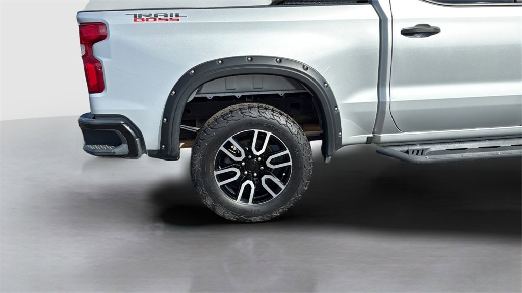 Used 2021 Chevrolet Silverado 1500 Custom Trail Boss w/ LPO, Dark Essentials Package image 23