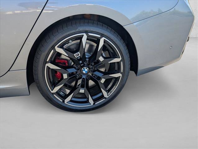 New 2026 BMW 330i xDrive Sedan w/ M Sport Package AWD/4WD image 8