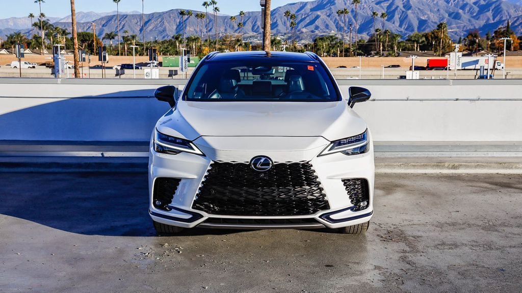 Used 2024 Lexus RX 500h F Sport w/ Convenience Package AWD/4WD image 3