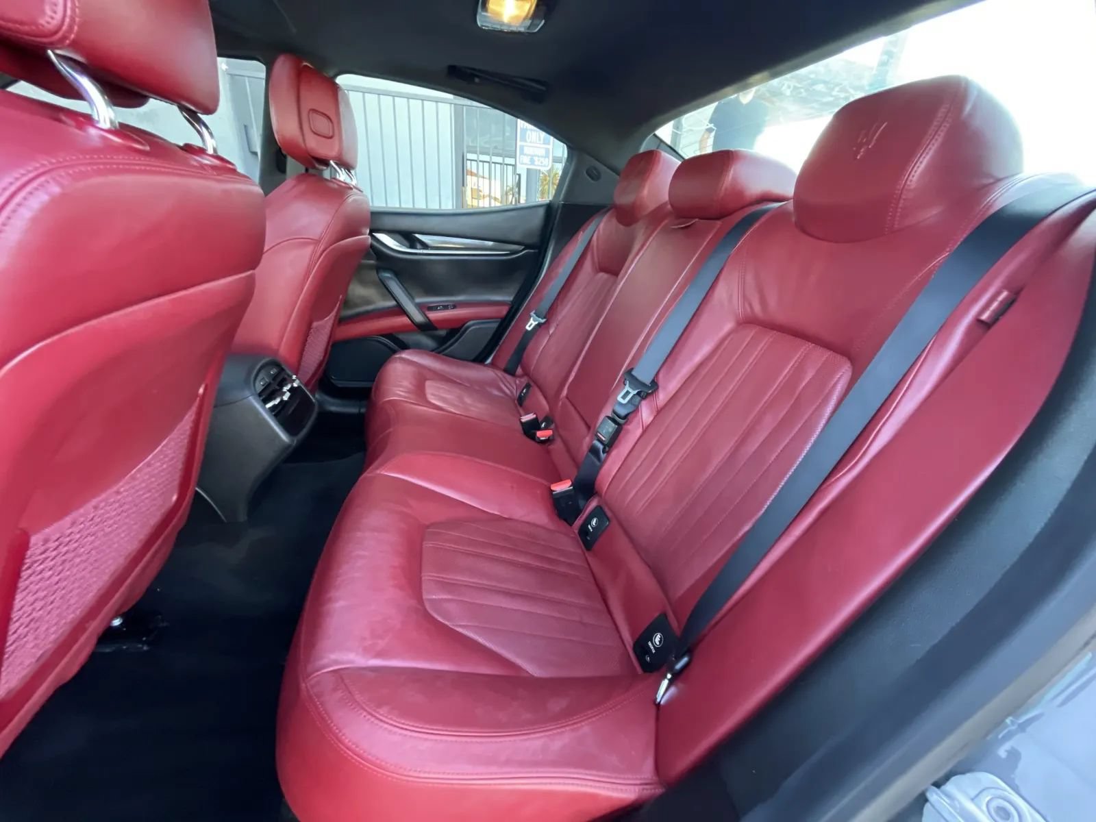 Used 2014 Maserati Ghibli S Q4 AWD/4WD image 15