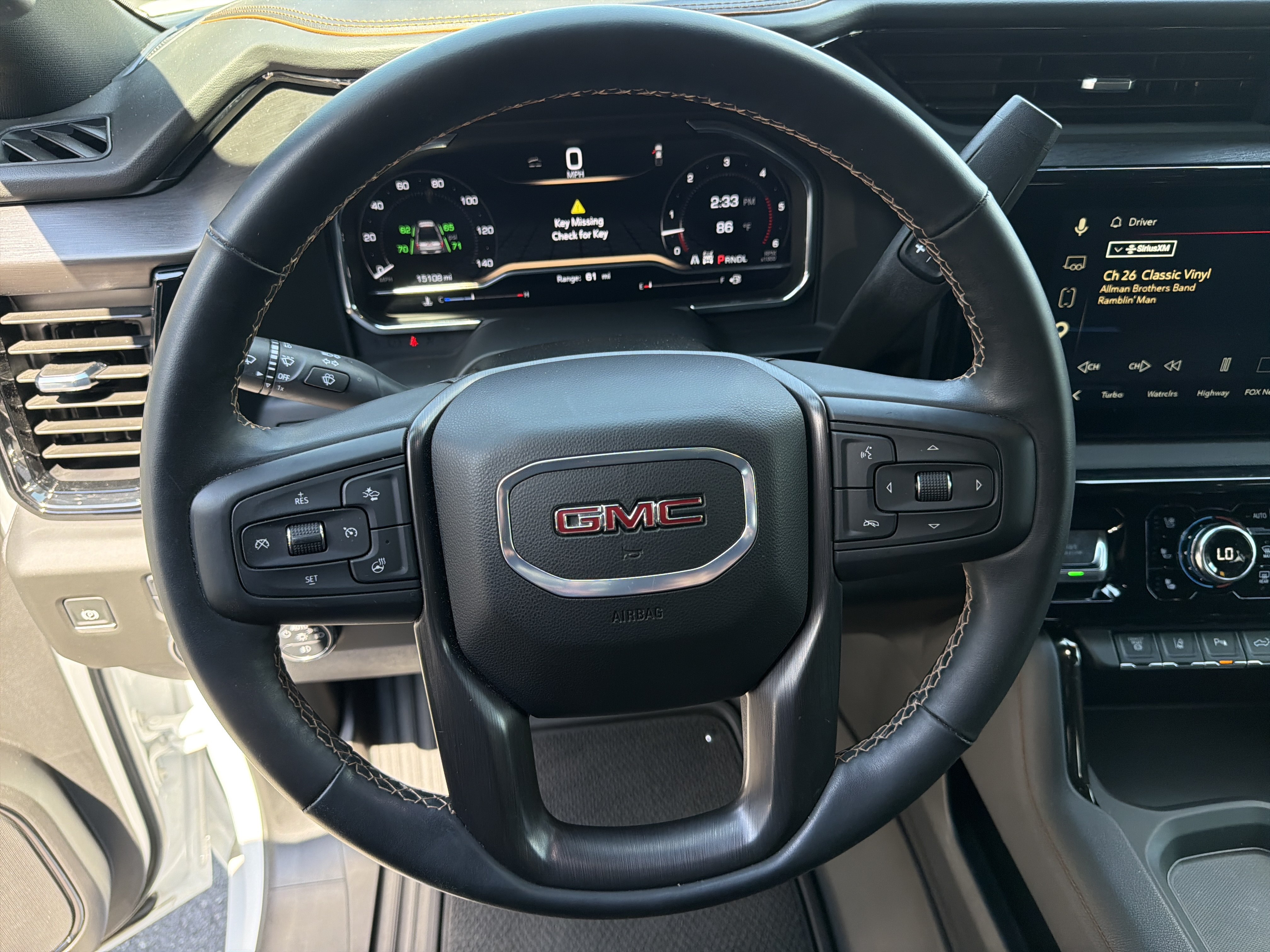 Used 2025 GMC Sierra 2500 AT4 w/ AT4 Premium Plus Package AWD/4WD image 18