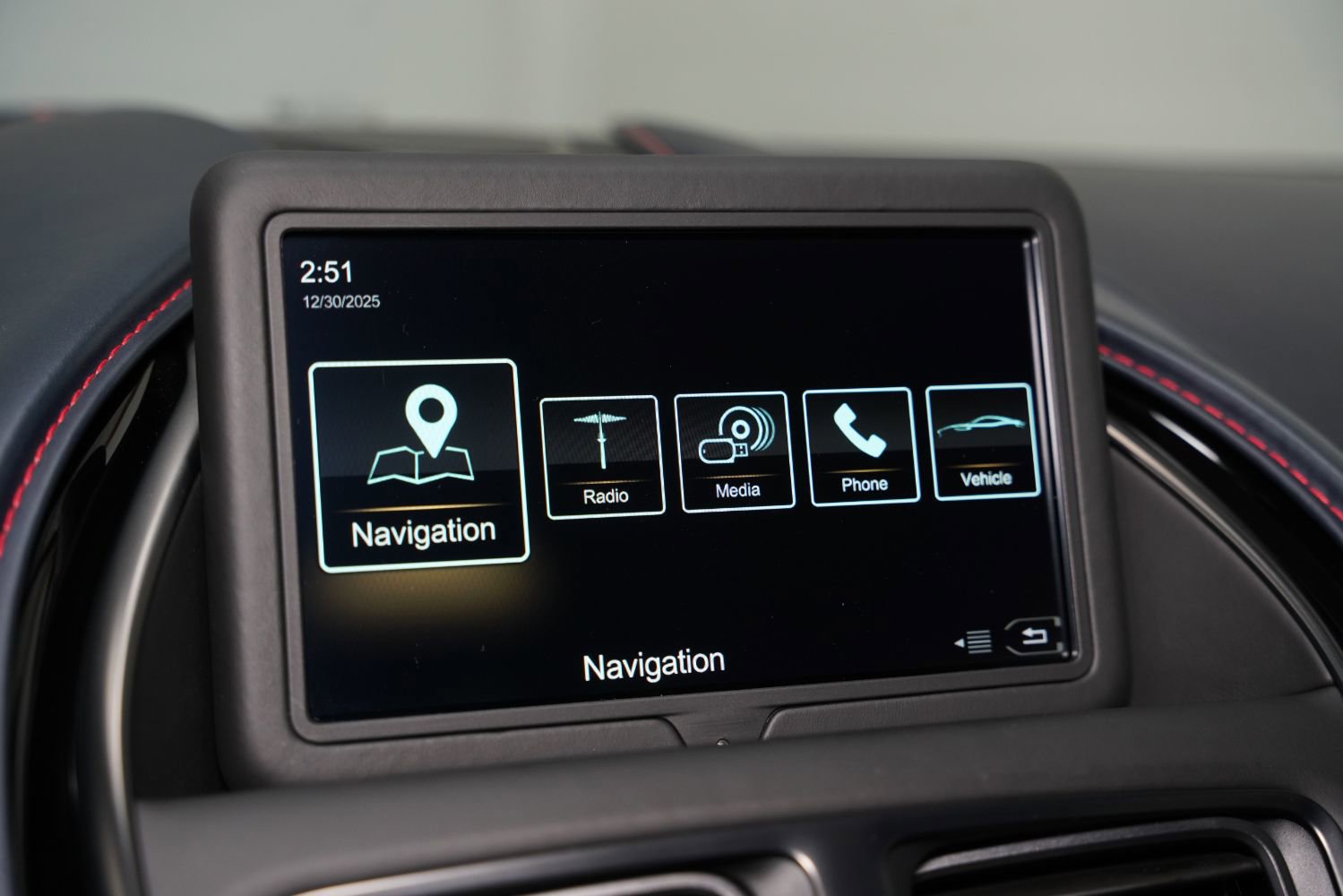 Used 2018 Aston Martin DB11 V12 image 41