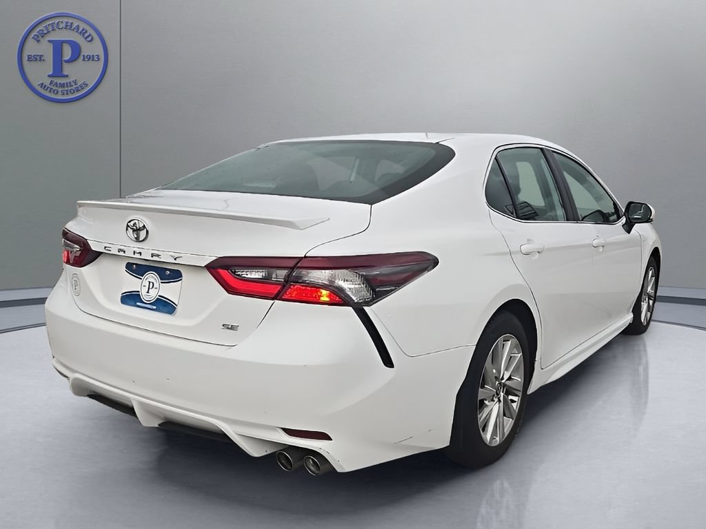 Used 2023 Toyota Camry SE FWD image 7