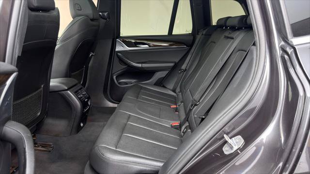 Used 2019 BMW X3 sDrive30i RWD image 17
