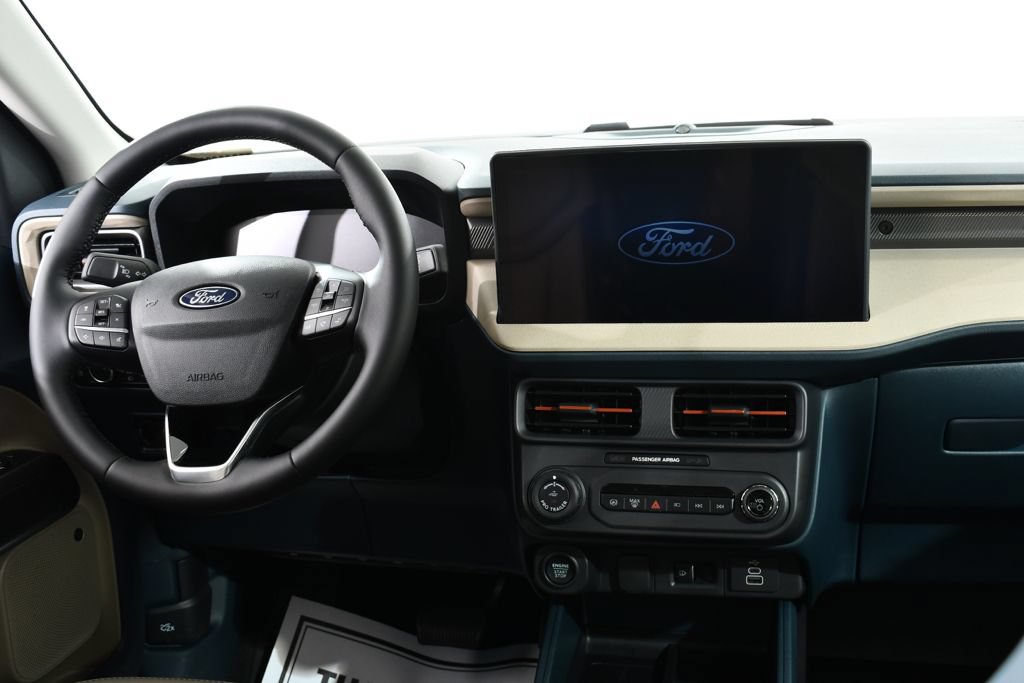 New 2026 Ford Maverick Lariat w/ 4K Tow Package AWD/4WD image 8