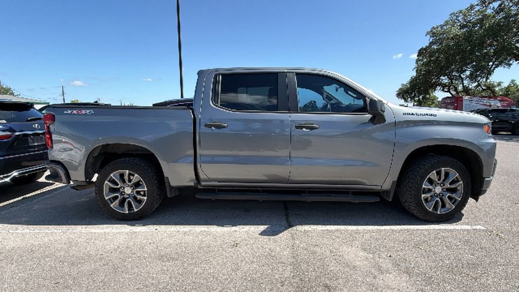 Used 2022 Chevrolet Silverado 1500 Custom AWD/4WD image 6