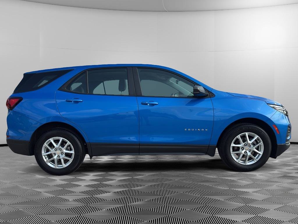 Used 2024 Chevrolet Equinox LS FWD image 5