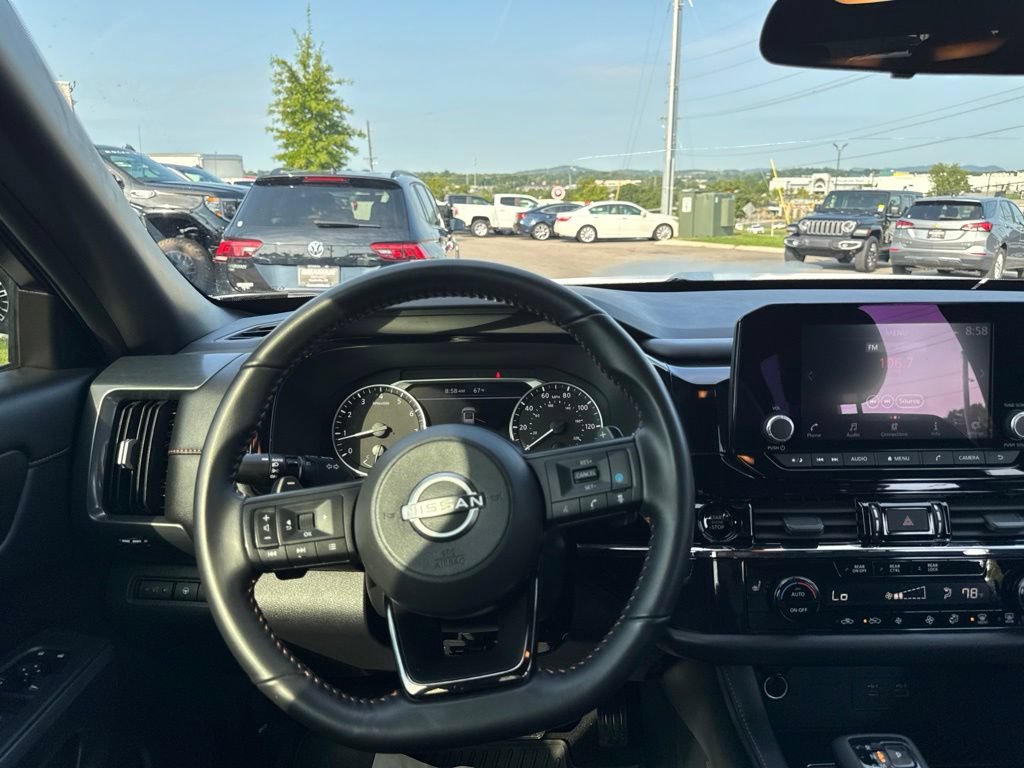 Used 2025 Nissan Pathfinder Rock Creek AWD/4WD image 20