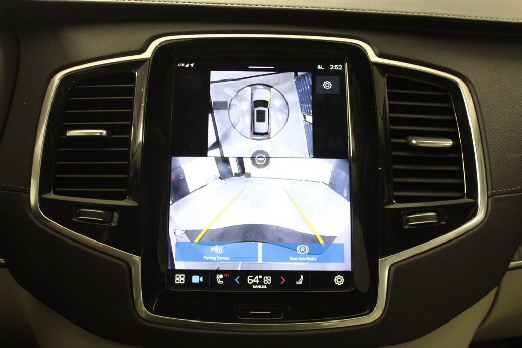 Used 2024 Volvo XC90 B6 Ultimate w/ Lounge Package image 41