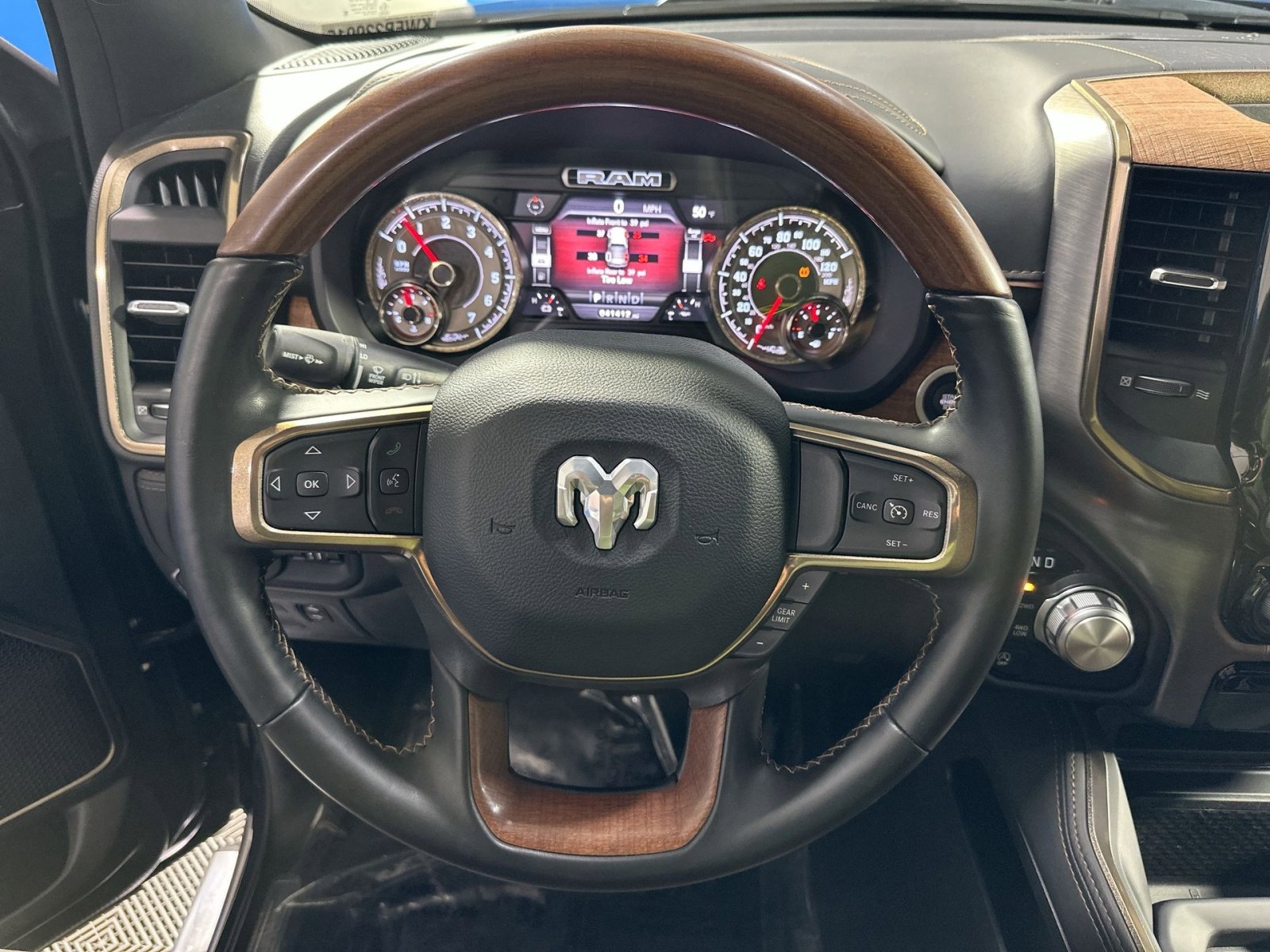 Used 2022 RAM 1500 Limited w/ Bed Utility Group image 20