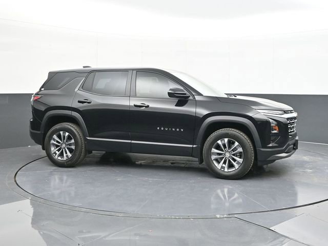 New 2026 Chevrolet Equinox LT w/ Convenience Package II AWD/4WD image 19