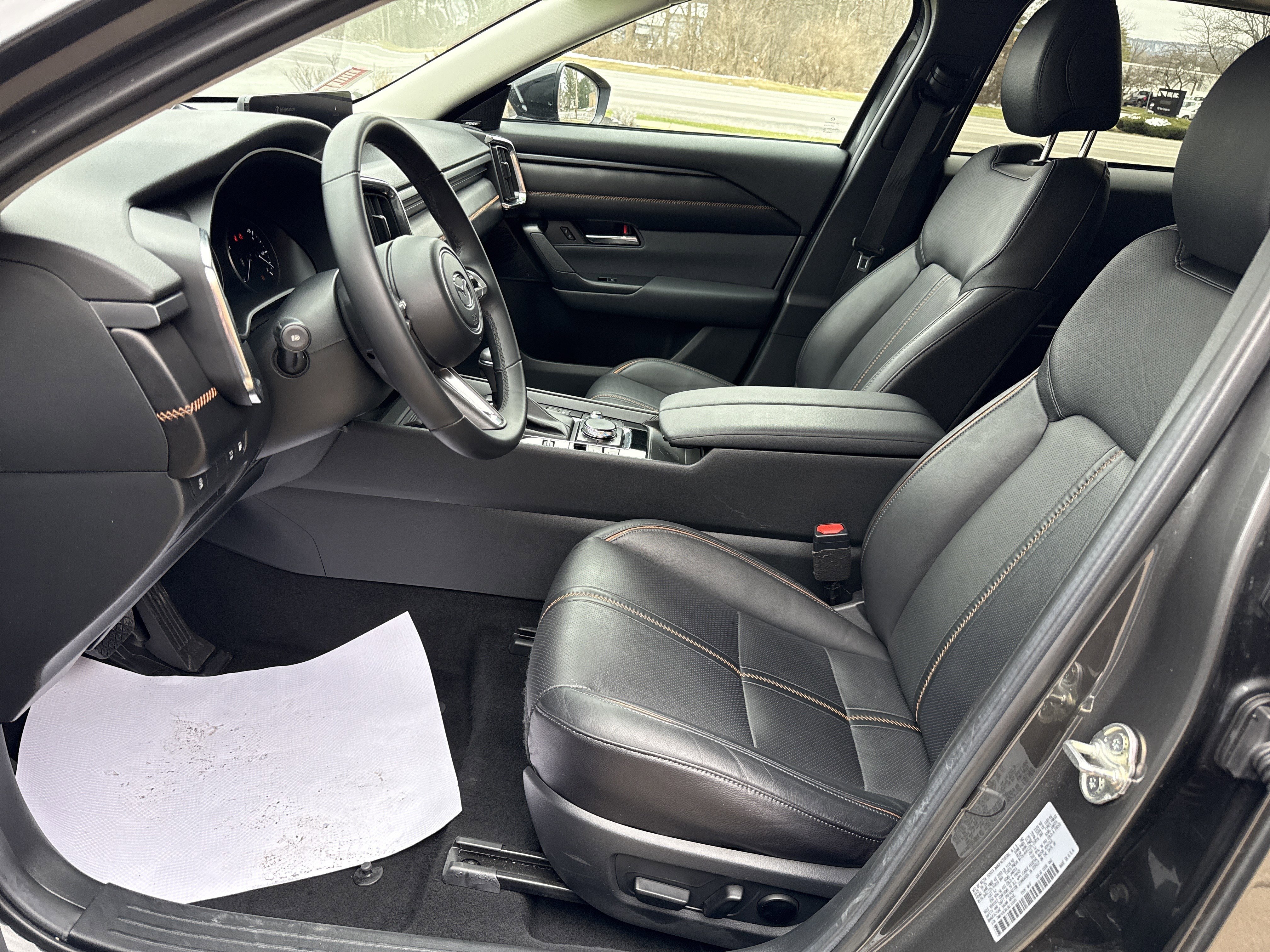 Certified 2025 MAZDA CX-50 2.5 Hybrid w/ Premium Plus Pkg image 12