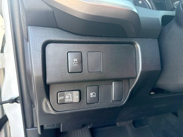 Used 2023 Toyota Tacoma SR5 w/ Technology Package AWD/4WD image 27