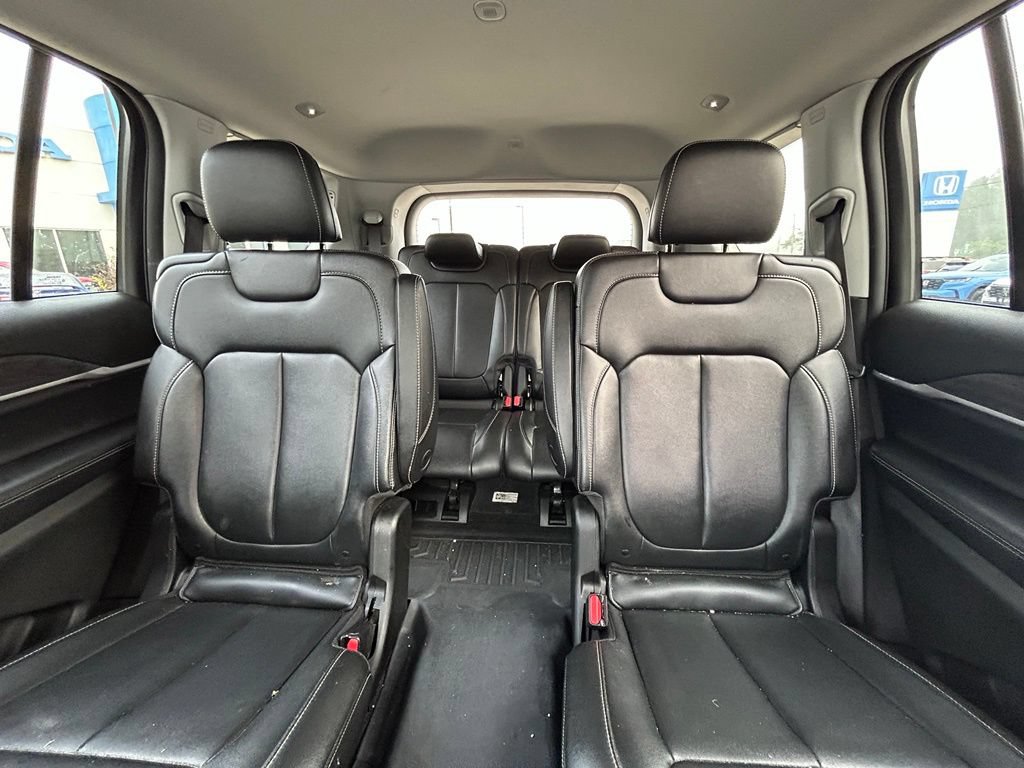 Certified 2023 Jeep Grand Cherokee L Limited AWD/4WD image 8