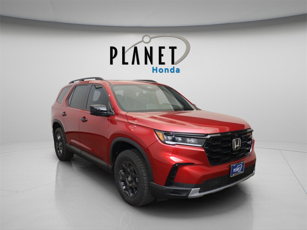 New 2025 Honda Pilot TrailSport