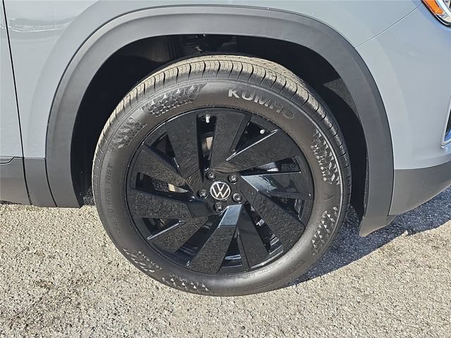 New 2026 Volkswagen Atlas SE FWD image 26