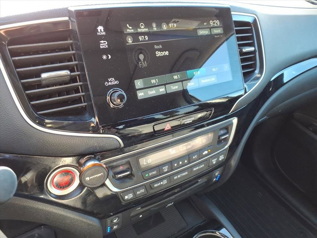 Used 2021 Honda Pilot Elite image 28