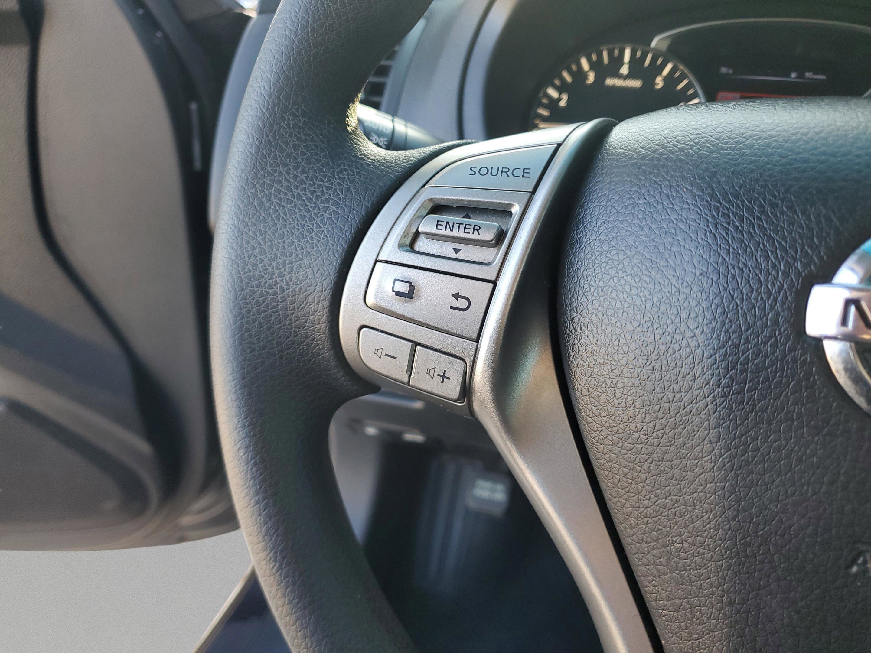 Used 2015 Nissan Altima 2.5 S w/ Special Edition Package FWD image 25
