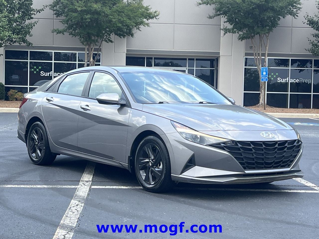 Used 2022 Hyundai Elantra SEL FWD image 4