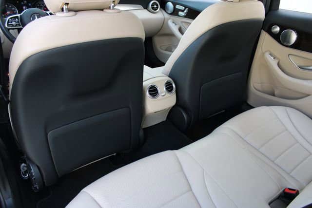 Used 2020 Mercedes-Benz C 300 Sedan image 9